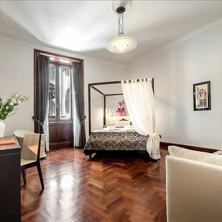 Elisa Hotel *